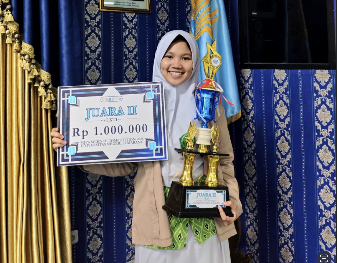 Prestasi Membanggakan! Santriwati Pondok Al-Hidayah Raih Juara 2 dalam MIPA Science Competition 2026 di Universitas Negeri Semarang