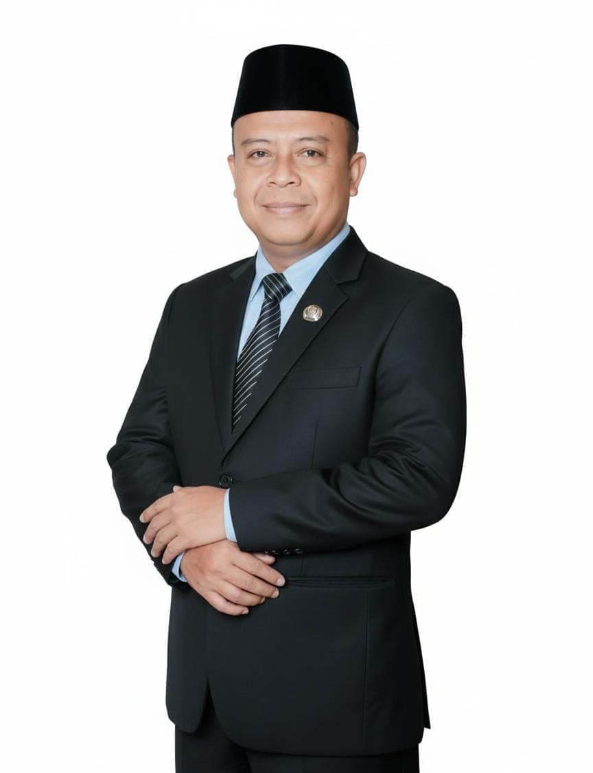 KH. Ahmad Fauzi, M.Pd. - Pengasuh Pondok Pesantren Al-Hidayah
